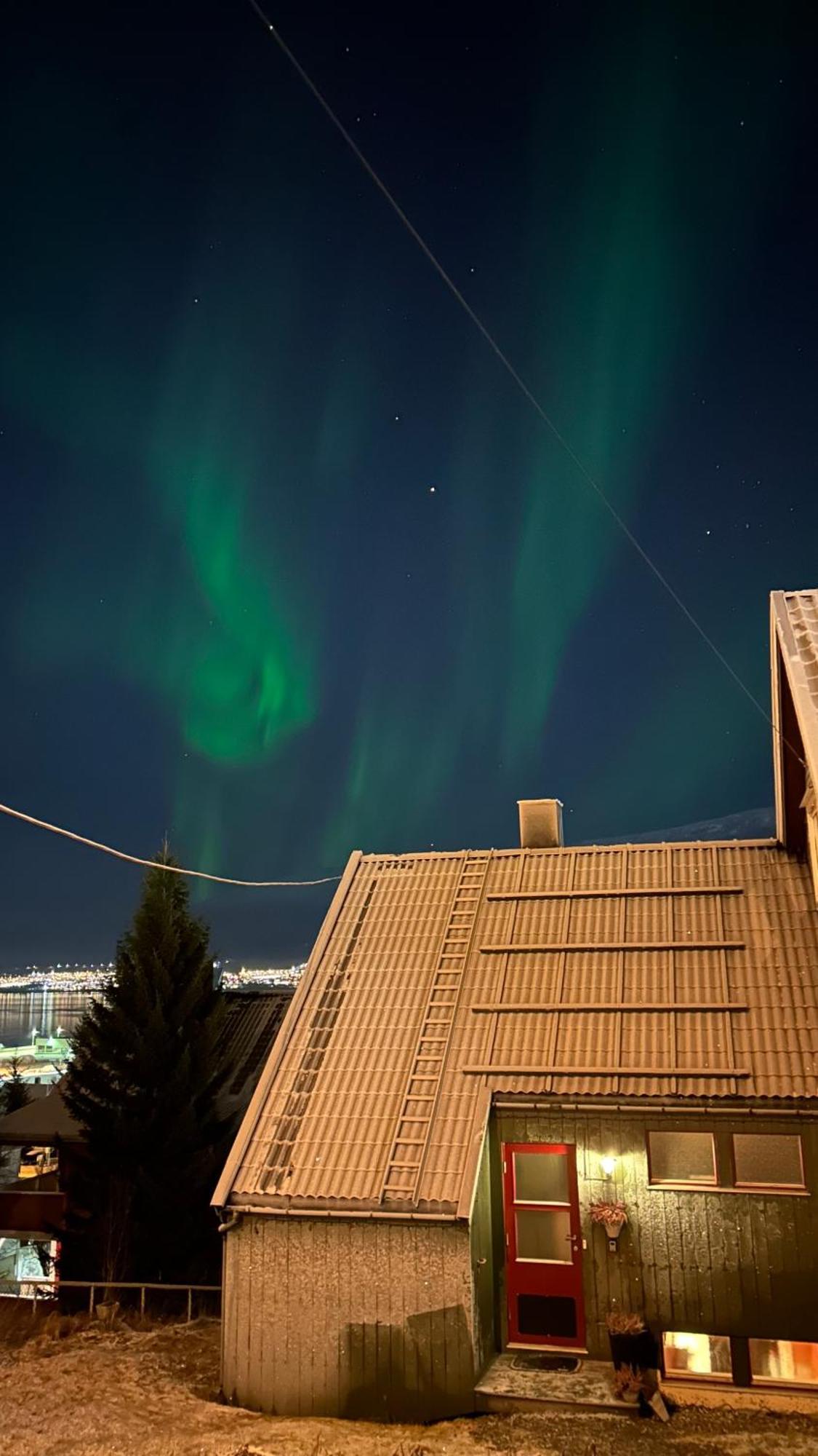 Cozy Little House In Tromso City Ngoại thất bức ảnh