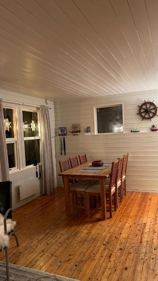 Cozy Little House In Tromso City Ngoại thất bức ảnh