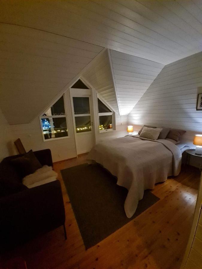 Cozy Little House In Tromso City Ngoại thất bức ảnh
